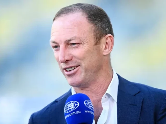 australian rugby league great darren lockyer said on thursday he wants to buy a controlling stake in the embattled london broncos photo afp australian rugby league great darren lockyer said on thursday he wants to buy a controlling stake in the embattled london broncos photo afp