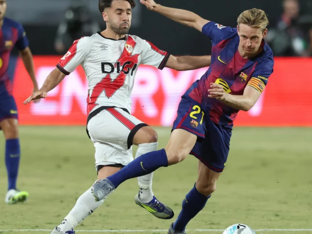 frenkie de jong started for barcelona in la liga against mallorca and rayo vallecano before the international break photo afp frenkie de jong started for barcelona in la liga against mallorca and rayo vallecano before the international break photo afp