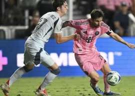 suarez double in vain as chicago sink miami to clinch playoff berth suarez double in vain as chicago sink miami to clinch playoff berth