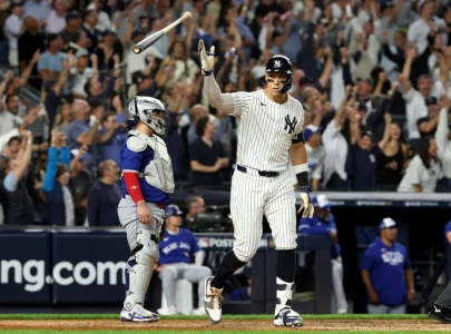 yankees deny blue jays playoff sweep as mariners beat tigers yankees deny blue jays playoff sweep as mariners beat tigers