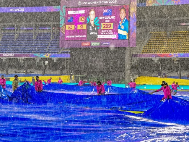 sri lanka had done the hard yards posting a competitive 258 6 before rain washed out their match against new zealand photo afp sri lanka had done the hard yards posting a competitive 258 6 before rain washed out their match against new zealand photo afp