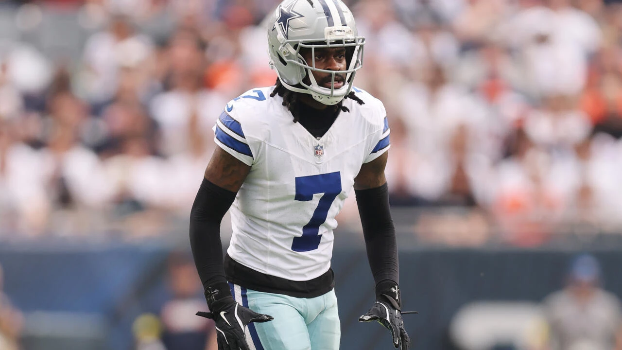 cowboys diggs in concussion protocol after home accident