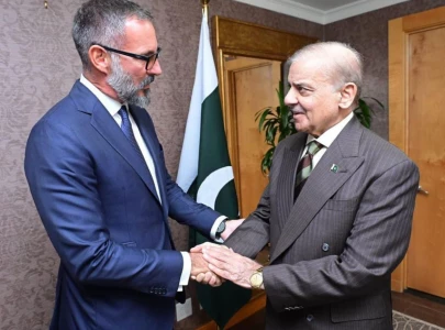 prince rahim aga khan lauds pm shehbaz s regional peace efforts at un prince rahim aga khan lauds pm shehbaz s regional peace efforts at un