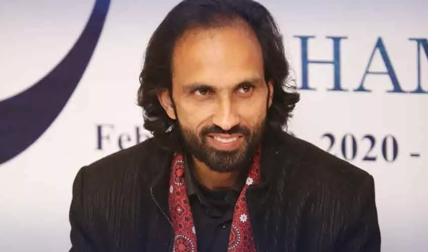 kashmiri poet gets bail relief kashmiri poet gets bail relief