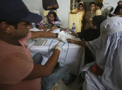 k p reports 40 000 people with hiv as up to 20 new cases emerge daily k p reports 40 000 people with hiv as up to 20 new cases emerge daily