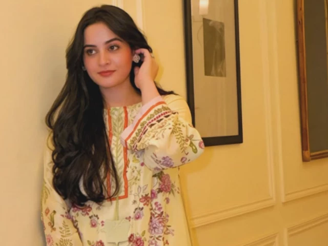 Aiman Khan questions flying-car obsession as climate crisis worsens   tribune.com.pk