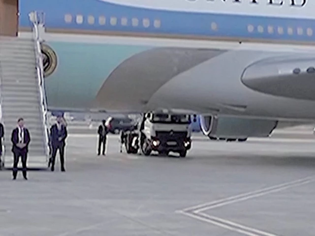 tarmac surprise a catering truck is parked next to air force one before us president donald trump s departure from ankara en route to washington after his participation in the nato leaders summit photo reuters tarmac surprise a catering truck is parked next to air force one before us president donald trump s departure from ankara en route to washington after his participation in the nato leaders summit photo reuters