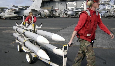 aim 120 amraam photo military com