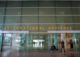 govt to introduce separate immigration counters for foreign passengers