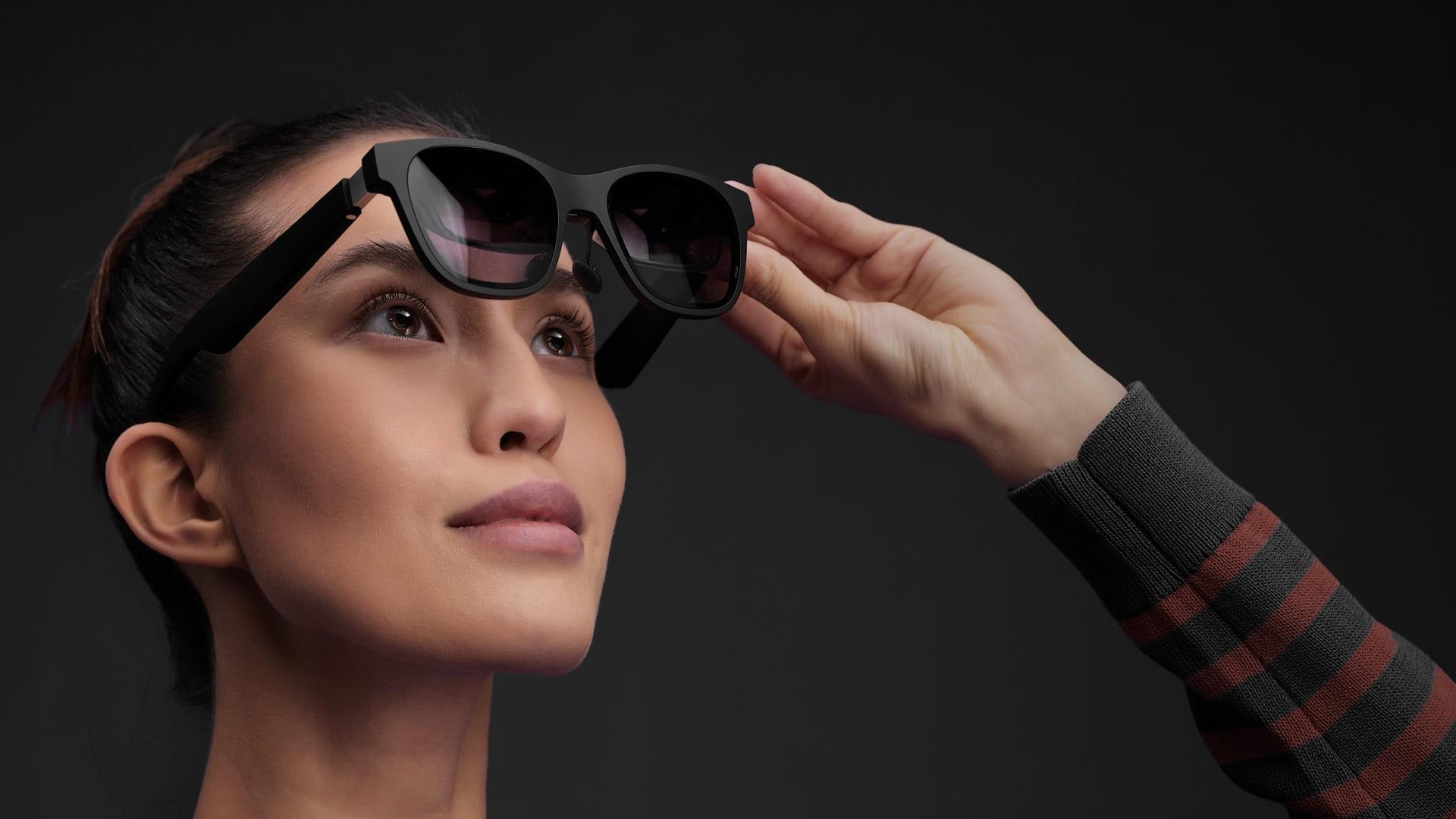 These Next-gen Smart Glasses Allow Deaf People To See, 58% OFF