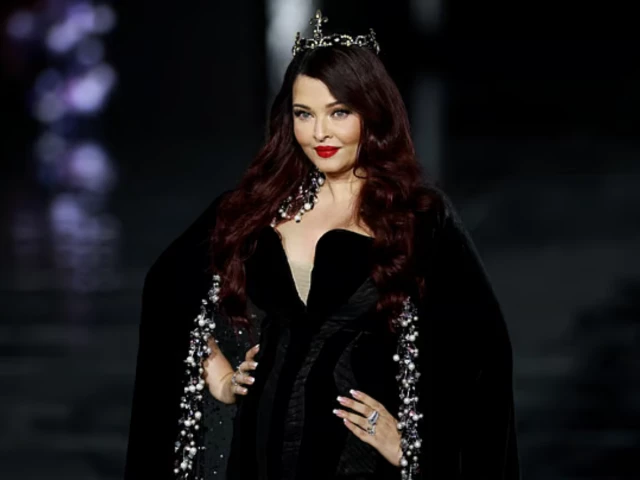 indian model and actress aishwarya rai presents a creation by l oreal paris for the women s spring summer 2027 collection fashion show as part of the paris fashion week in paris on september 28 2026 photo afp indian model and actress aishwarya rai presents a creation by l oreal paris for the women s spring summer 2027 collection fashion show as part of the paris fashion week in paris on september 28 2026 photo afp