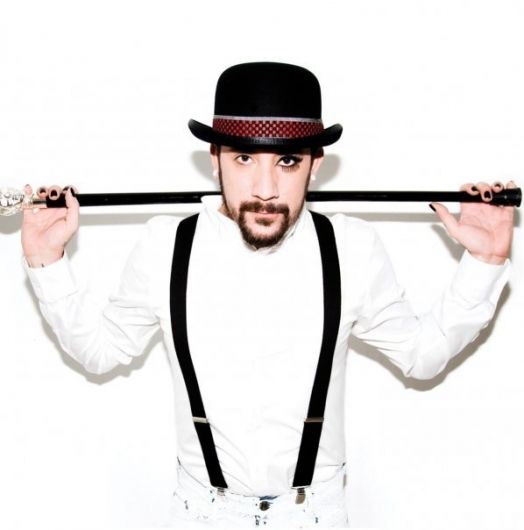 PHOTO: FANPOP