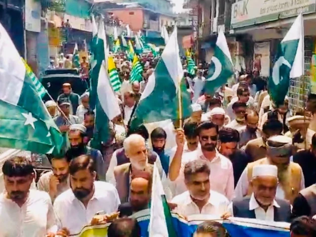 Peace march in Palandri calls for end to unrest in AJK