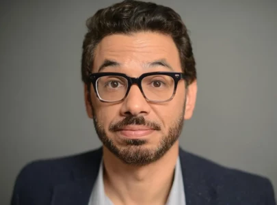 al madrigal joins nbc s newlyweds with t a leoni and tim daly