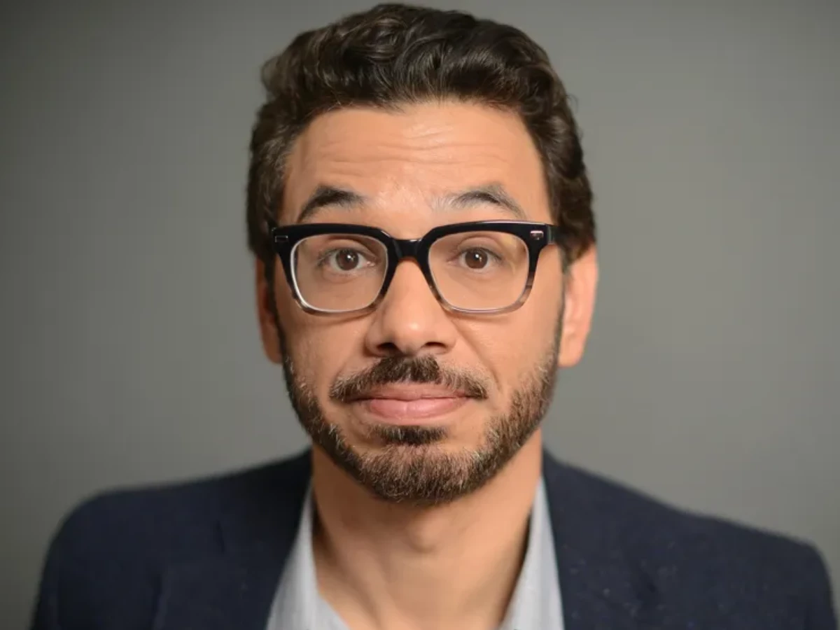 al madrigal joins nbc s newlyweds with t a leoni and tim daly