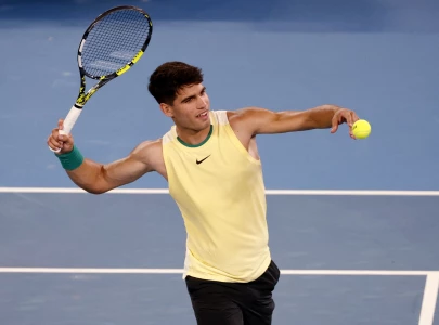 alcaraz dominates on return to australian open