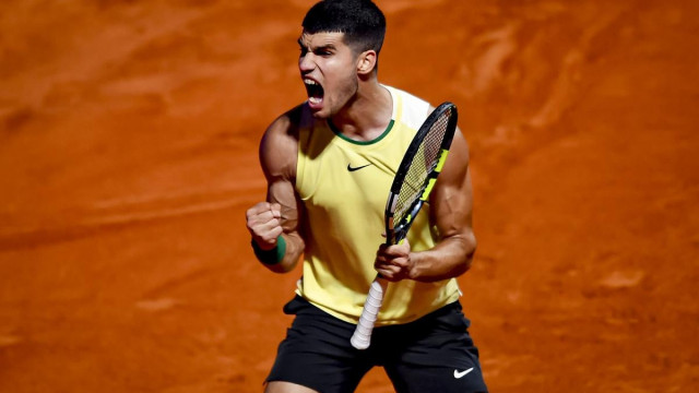 alcaraz wins paris masters opener alcaraz wins paris masters opener