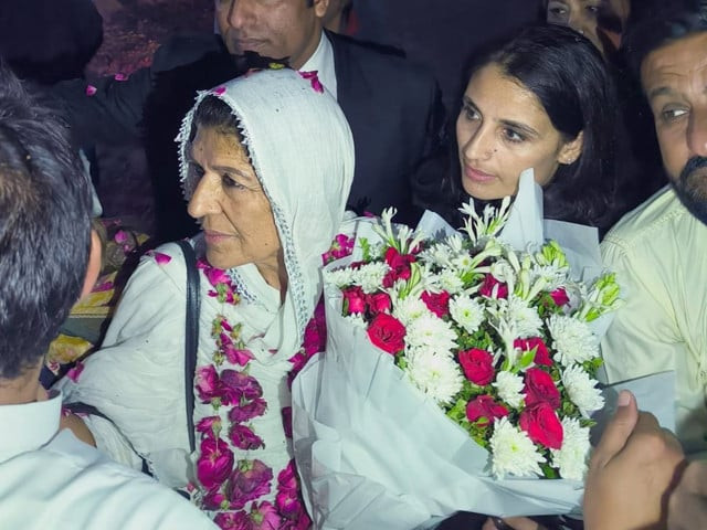 imran khan s sisters released on bail from jhelum jail imran khan s sisters released on bail from jhelum jail