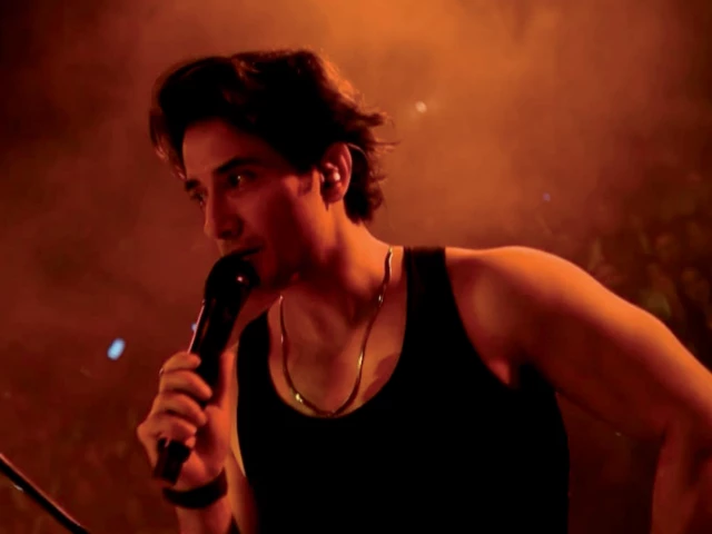 Ali Zafar draws big crowds across North America