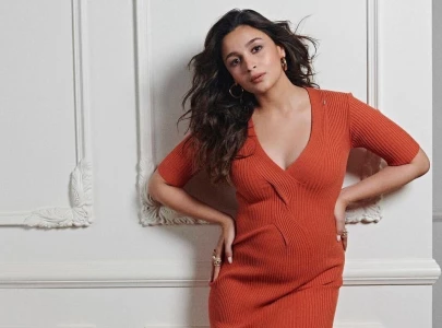 for mommies to be alia bhatt announces maternity line