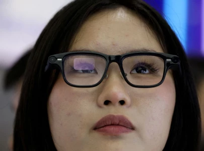 alibaba unveils quark ai glasses in china to challenge meta s lead in wearables