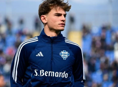 tottenham faces challenge in signing nico paz