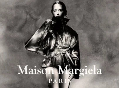 miley cyrus stars in maison margiela fall winter 2025 campaign in body paint miley cyrus stars in maison margiela fall winter 2025 campaign in body paint