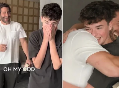 jake gyllenhaal surprises young adolescence star before big emmy win