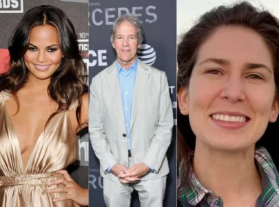 abc developing food truck comedy all s fine from david e kelley chrissy teigen and caroline fox abc developing food truck comedy all s fine from david e kelley chrissy teigen and caroline fox