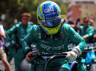 alonso eyes win at barcelona blockbuster