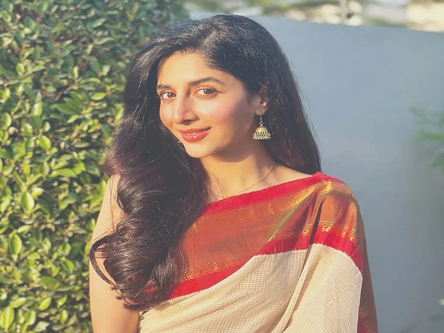mawra starred in indian film sanam teri kasam in 2016 photo instagram mawra starred in indian film sanam teri kasam in 2016 photo instagram