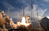 amazon signs 11 57b deal for satellite firm globalstar to challenge musk s starlink