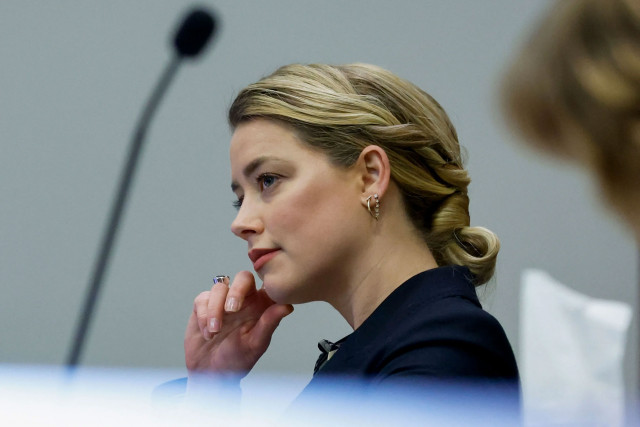 amber heard to reportedly publish explosive memoir