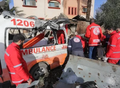 at least 59 killed in israeli strikes across gaza as aid crisis deepens