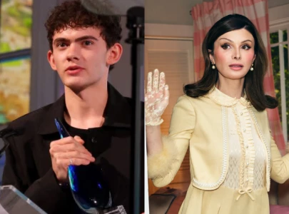 joe locke and dylan mulvaney go public with cozy pda at sabrina carpenter concert joe locke and dylan mulvaney go public with cozy pda at sabrina carpenter concert