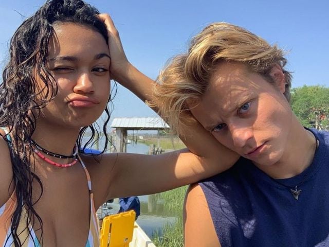 Outer Banks fans speculate Rudy Pankow, Madison Bailey used stunt doubles for cuddle scene amid feud | The Express Tribune