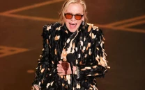 amy madigan wins best supporting actress oscar for weapons and thanks husband ed harris