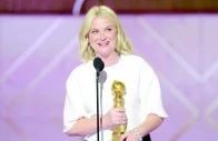 amy poehler slammed after golden globes win