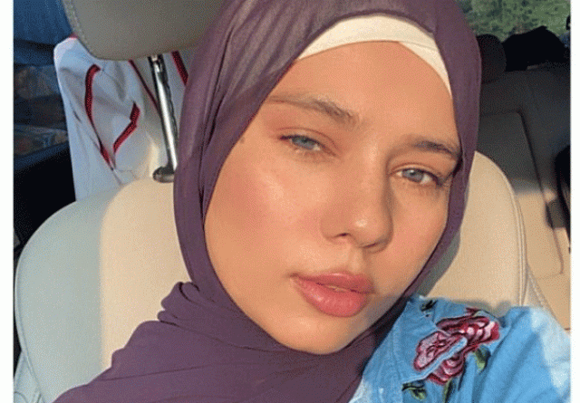 i ve left this race anam malik requests to not share her modelling pictures i ve left this race anam malik requests to not share her modelling pictures