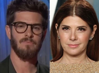 andrew garfield and marisa tomei both from the spider man universe photographed together