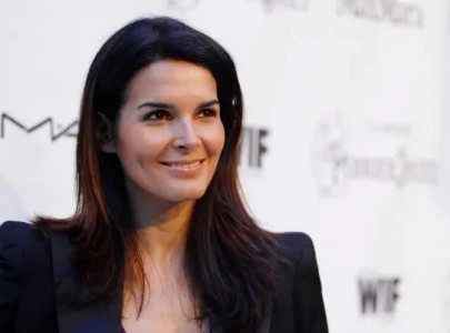 actress angie harmon sues instacart and their delivery driver actress angie harmon sues instacart and their delivery driver