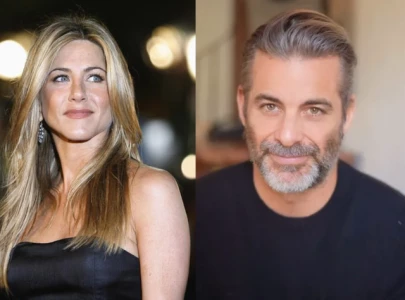 jennifer aniston s friends support her new relationship with jim curtis calling him a calming influence jennifer aniston s friends support her new relationship with jim curtis calling him a calming influence