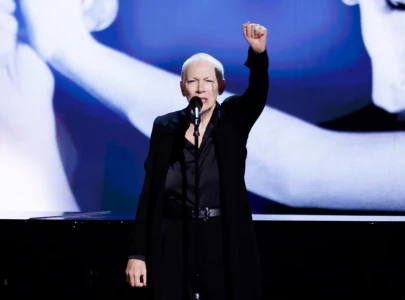 annie lennox calls for ceasefire in gaza says value of human life has been reduced to zero annie lennox calls for ceasefire in gaza says value of human life has been reduced to zero