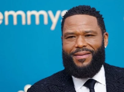 anthony anderson criticises artemis mission cost and says money should fix problems on earth anthony anderson criticises artemis mission cost and says money should fix problems on earth