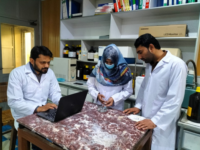 pakistani scientists develop low cost anti bacterial fabric pakistani scientists develop low cost anti bacterial fabric