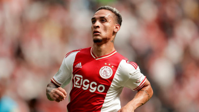 manchester united agree deal for antony reports manchester united agree deal for antony reports