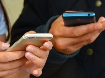 apple google join forces to prevent unwanted tracking