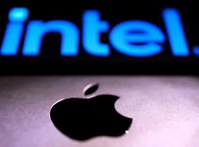 apple intel have reached preliminary chip making deal report
