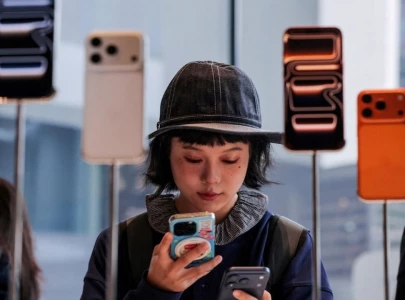 apple s iphone shipments in china surge 20 in q1 data shows