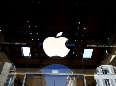 apple s authorised retail push may pull pakistan s premium tech buyers from grey markets apple s authorised retail push may pull pakistan s premium tech buyers from grey markets